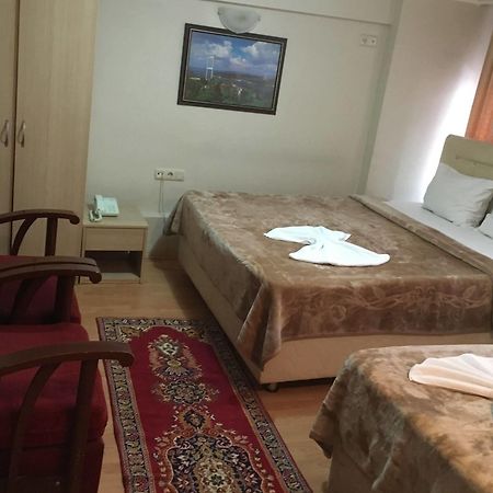 Oeruen Hotel Istanboel Buitenkant foto